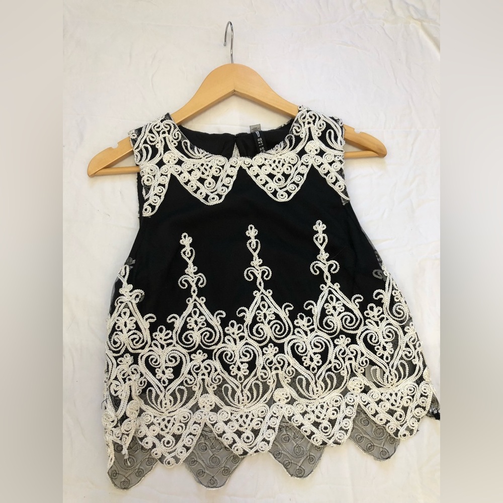 Design Lab Lace camisole top